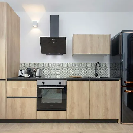 Genteel Horno Marina Apartment