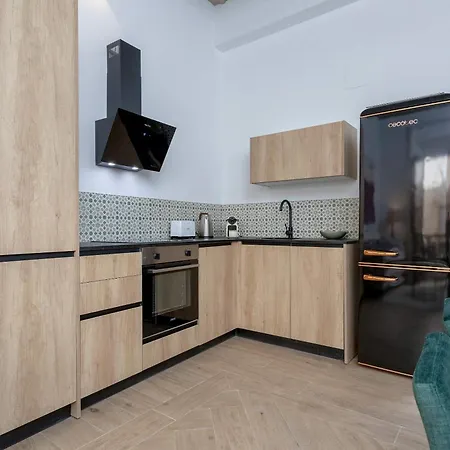Genteel Horno Marina Apartment